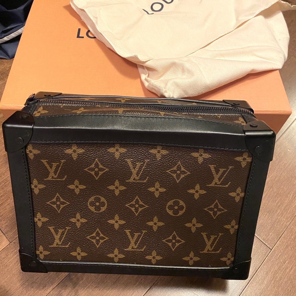 Lv soft trunk